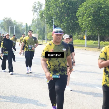 Runner Photo 6943960
