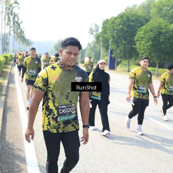 Runner Photo 6943970