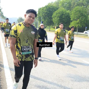 Runner Photo 6943974