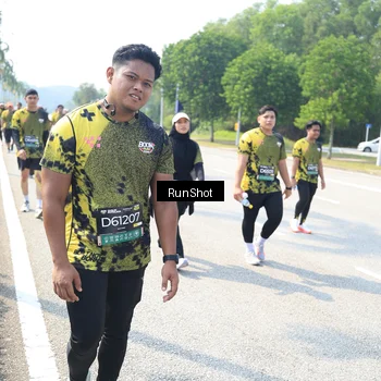 Runner Photo 6943975