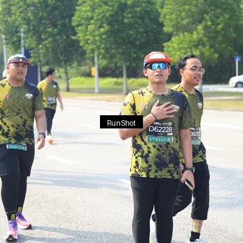 Runner Photo 6943977