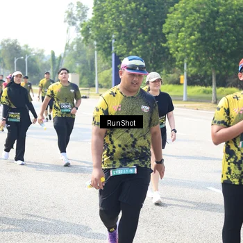 Runner Photo 6943985
