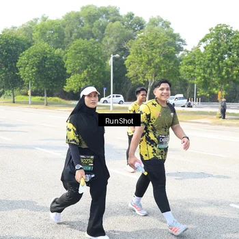 Runner Photo 6943986