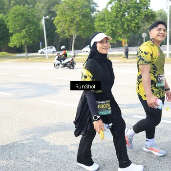 Runner Photo 6943993