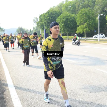 Runner Photo 6944001