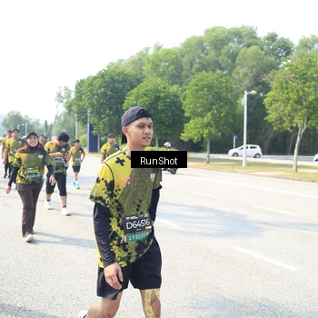 Runner Photo 6944002