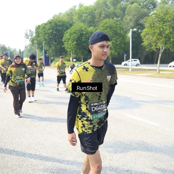 Runner Photo 6944004