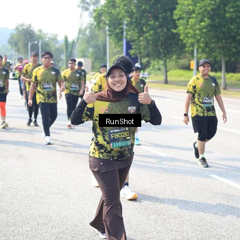 Runner Photo 6944006