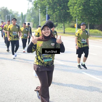 Runner Photo 6944008