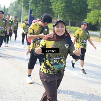 Runner Photo 6944015