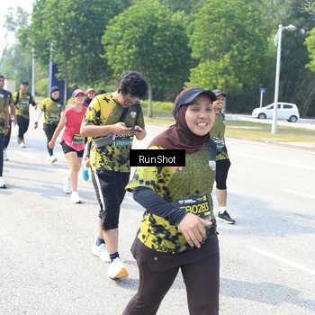 Runner Photo 6944018