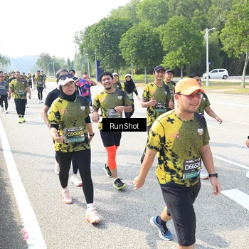 Runner Photo 6944041