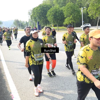Runner Photo 6944046