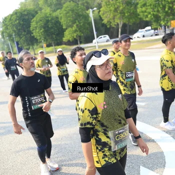 Runner Photo 6944050