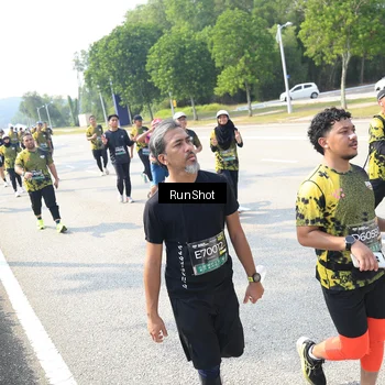 Runner Photo 6944051