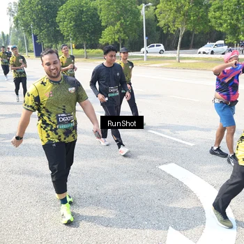 Runner Photo 6944077