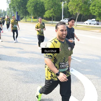 Runner Photo 6944083