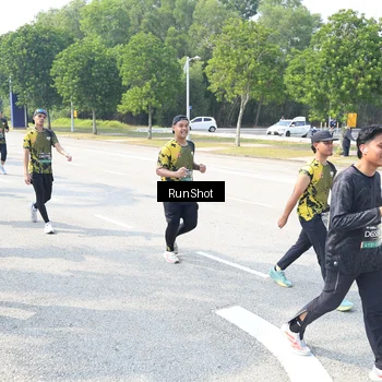 Runner Photo 6944089