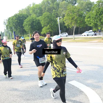 Runner Photo 6944111