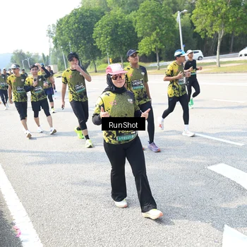 Runner Photo 6944125
