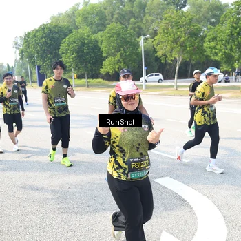 Runner Photo 6944128
