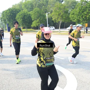 Runner Photo 6944130