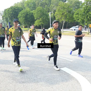 Runner Photo 6944171