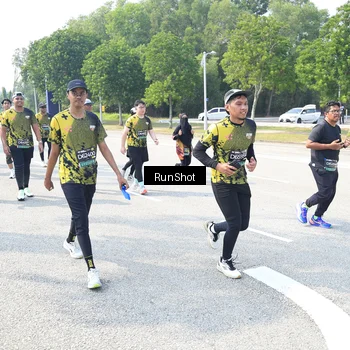Runner Photo 6944174