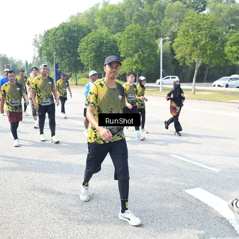 Runner Photo 6944180