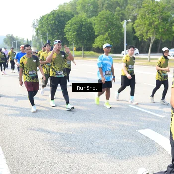 Runner Photo 6944189