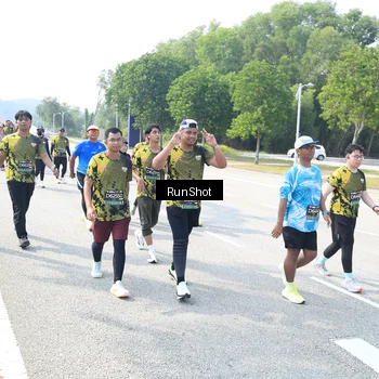 Runner Photo 6944191