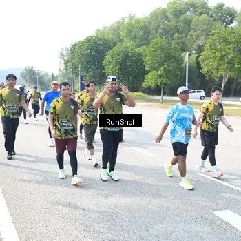 Runner Photo 6944192