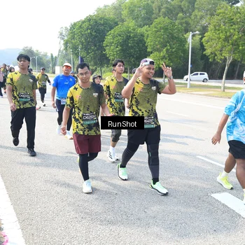 Runner Photo 6944195