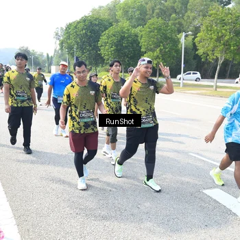 Runner Photo 6944198
