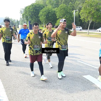 Runner Photo 6944199