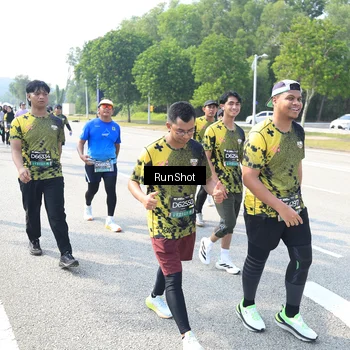 Runner Photo 6944201