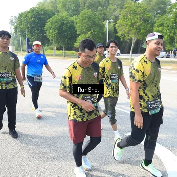 Runner Photo 6944205