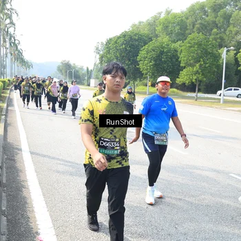 Runner Photo 6944210