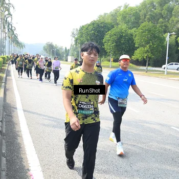 Runner Photo 6944211