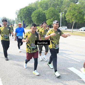 Runner Photo 6944212
