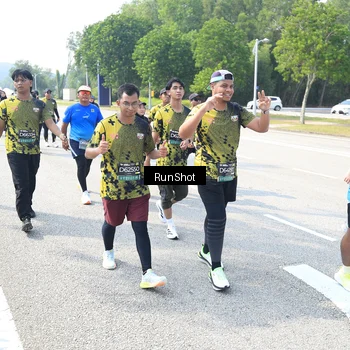 Runner Photo 6944213