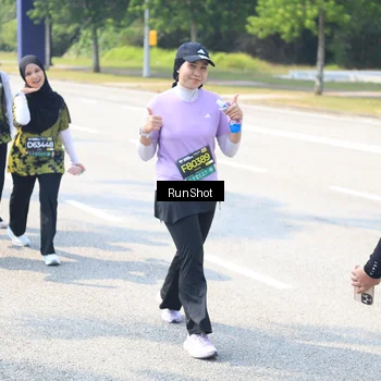 Runner Photo 6944244
