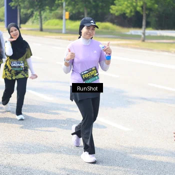 Runner Photo 6944245