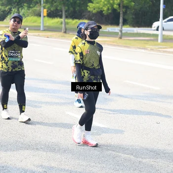 Runner Photo 6944246