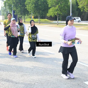 Runner Photo 6944256