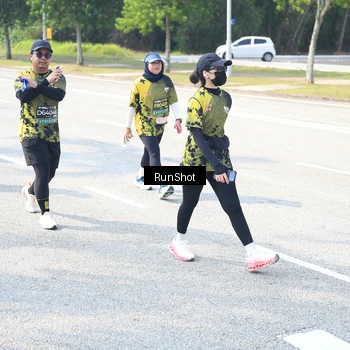 Runner Photo 6944257