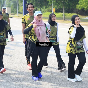 Runner Photo 6944266
