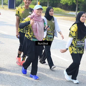 Runner Photo 6944273