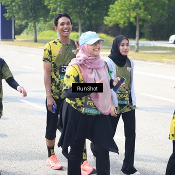 Runner Photo 6944276