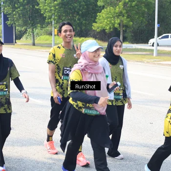 Runner Photo 6944278